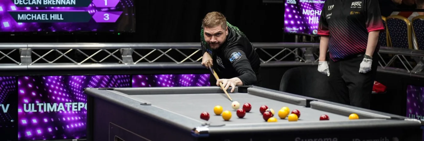 Mick Hill 6 x world champion pool player playing 8 ball pool